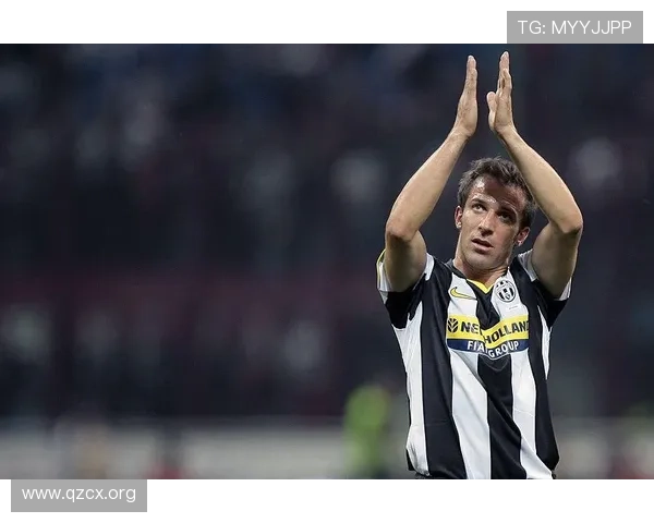 尤文热身服饰致敬皮耶罗经典形象